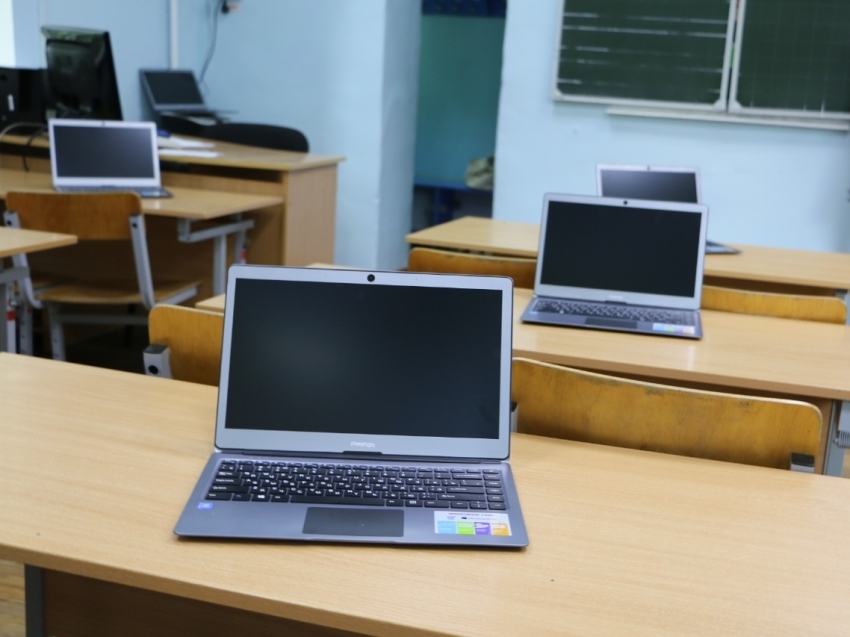 В 2021 году Забайкалье получит 212,5 миллиона на региональный проект «Цифровая образовательная среда»